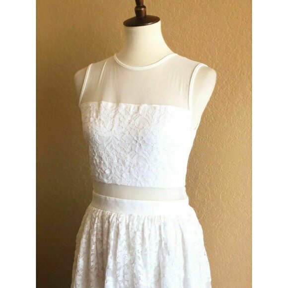 Love..Ady Women's White Mesh Floral Lace Dress M - Picture 1 of 12